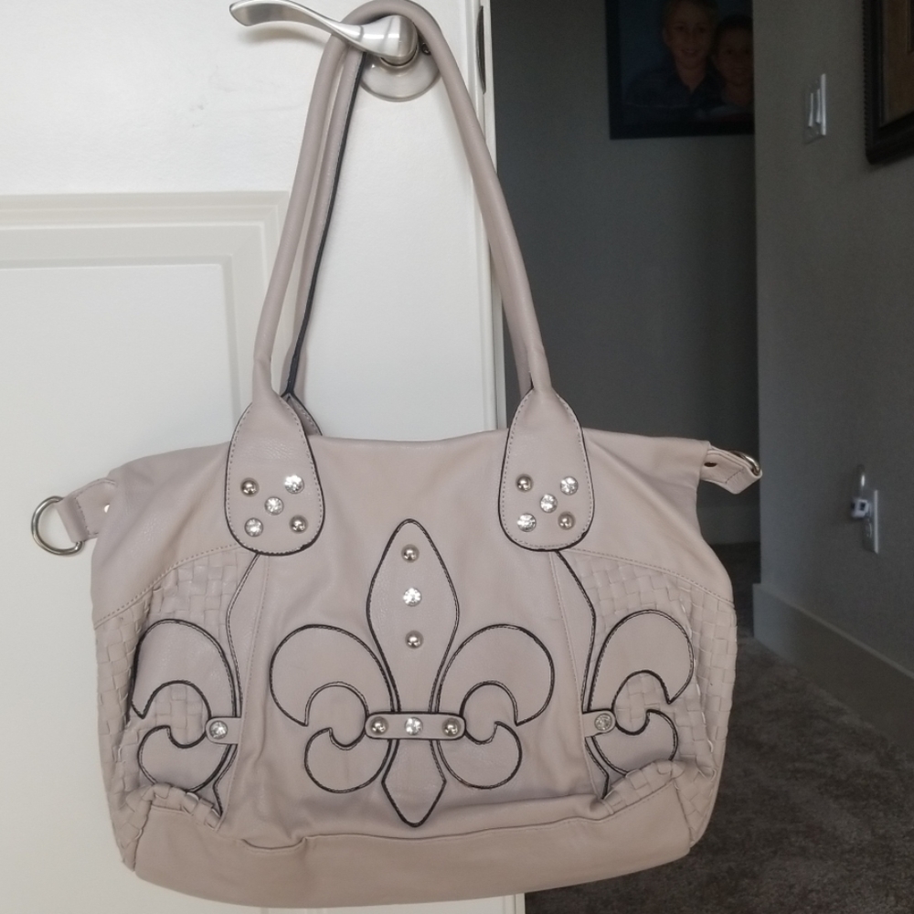 Handbag with detail